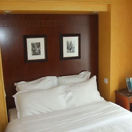 Ibis Gare Du Nord Tgv Szálloda 3*
