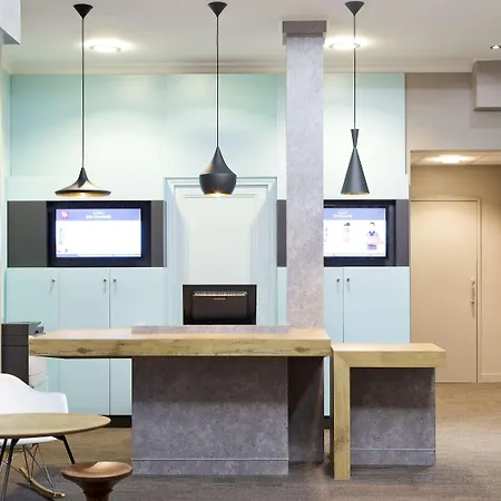 Hotel Ibis Gare Du Nord Tgv
