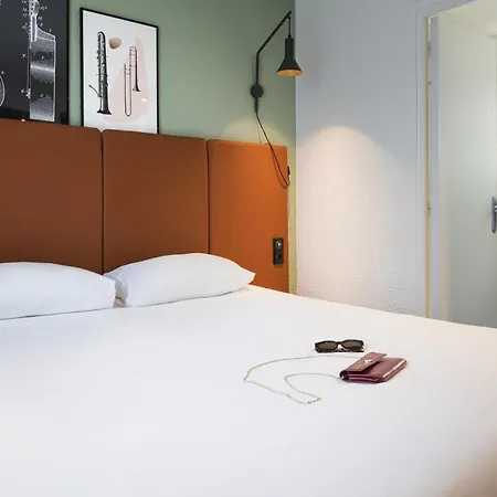 Hotel Ibis Gare Du Nord Tgv
