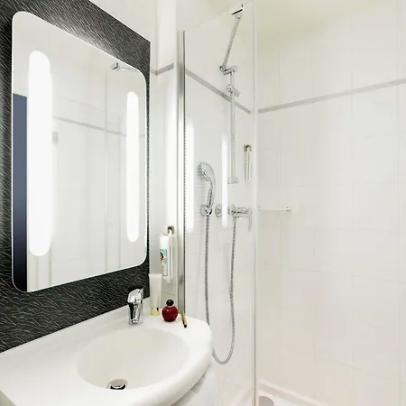 Ibis Gare Du Nord Tgv Hotel