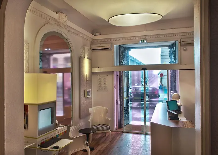 Ibis Gare Du Nord Tgv Hotel