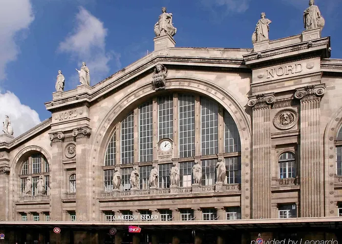 Hotel Ibis Gare Du Nord Tgv París